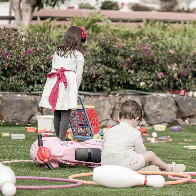 Niños jugando